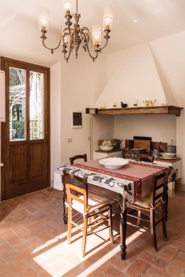Casa Del Priore Usigliano Kültér fotó